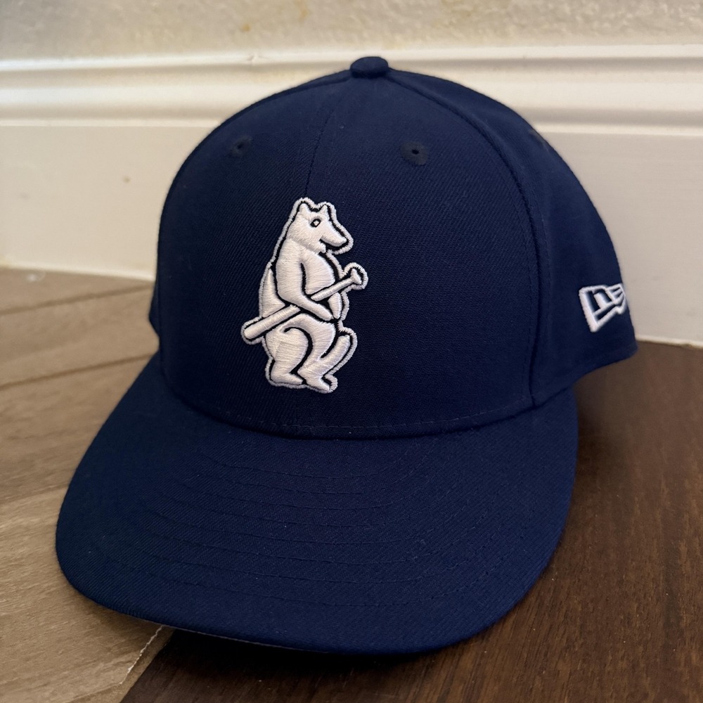 Chicago Cubs Hat Cap 7 1/8 blue cubby bear logo MLB Baseball New Era 59FIFTY